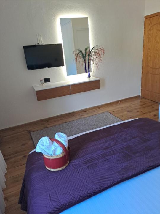 Manga Guesthouse Gjirokastër Dış mekan fotoğraf