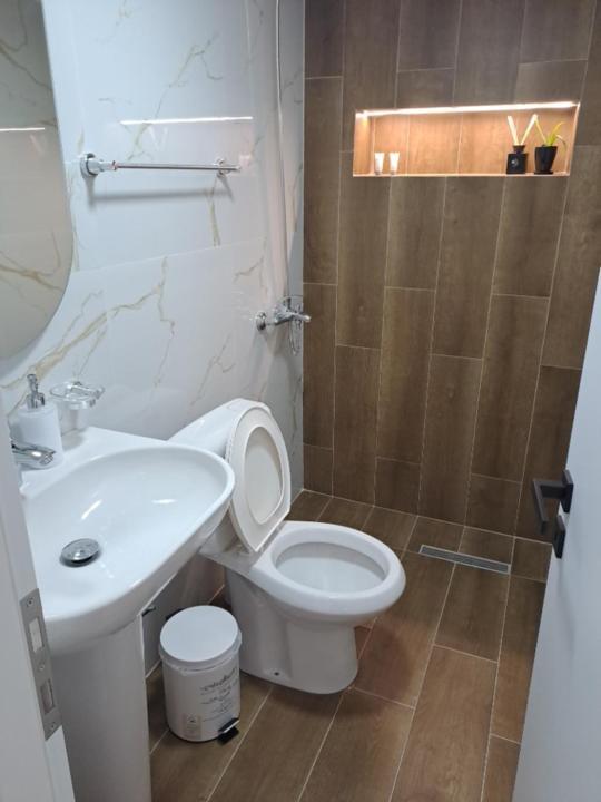 Manga Guesthouse Gjirokastër Dış mekan fotoğraf